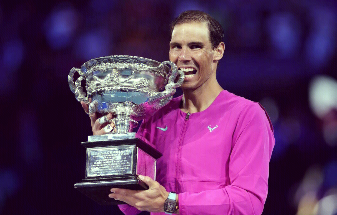 爱游戏中国纳达尔连续十五场比赛得分超过赛况扑朔迷离，FPX挑战极限！的简单介绍